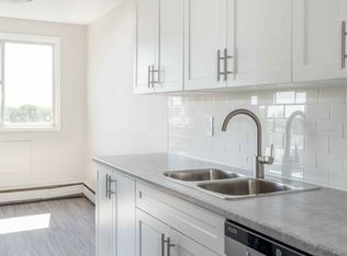 Riverview Tower Apartments, Sarnia, ON N7T 2T6