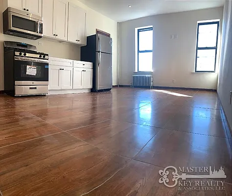 Rented by Master Key Realty And Associates LLC | media 8