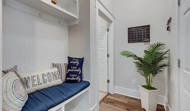 607 Torridon Ln — Photo 5