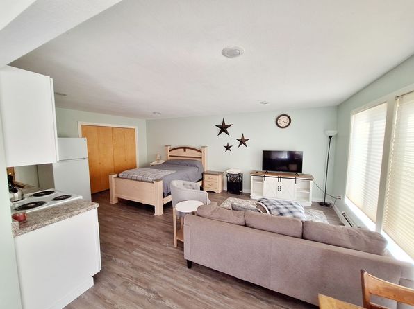 3305 SW Hailey Ave #B