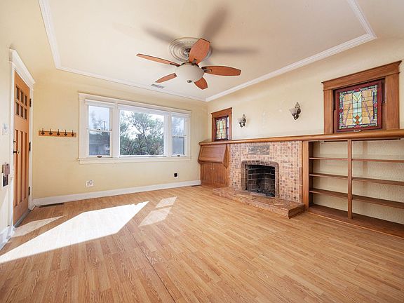 3rd image of 4586 34th St