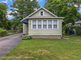 3021 Stabler St, Lansing, MI 48910
