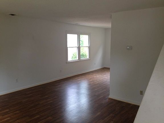 2nd image of 1524 Jamaica Ave
