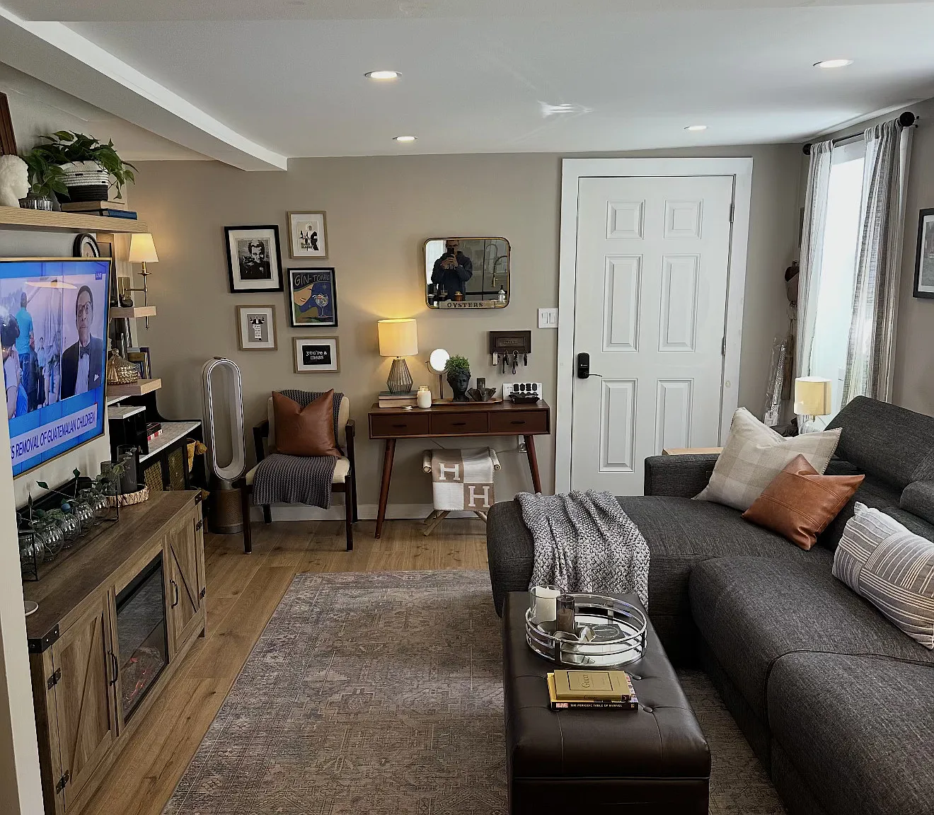 2 bed, $2,850 — Photo 2