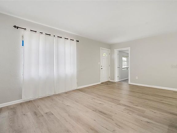 5th image of 6008 42nd Ave N