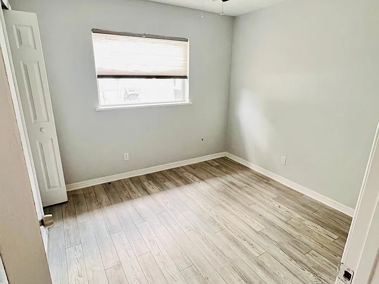 738 N Lorri Ave — Photo 13