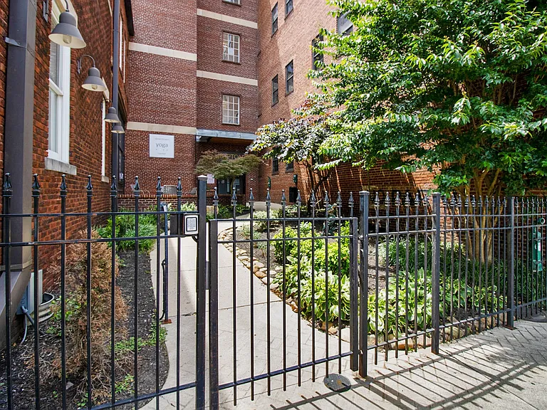 116 Tipton St #406 — Photo 8