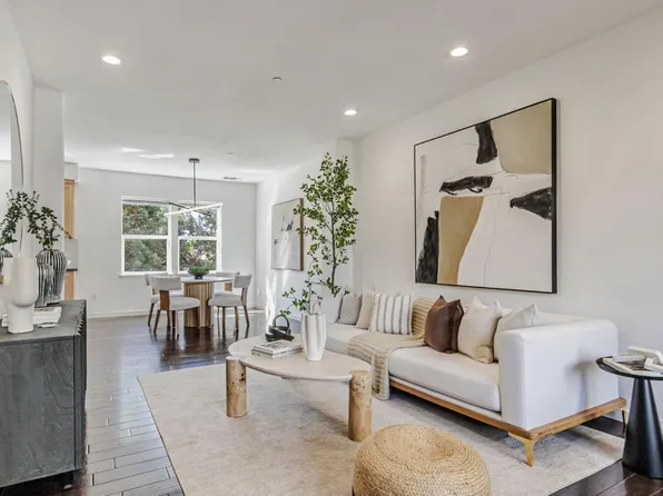 847 Avery Dr, Mountain View, CA 94043