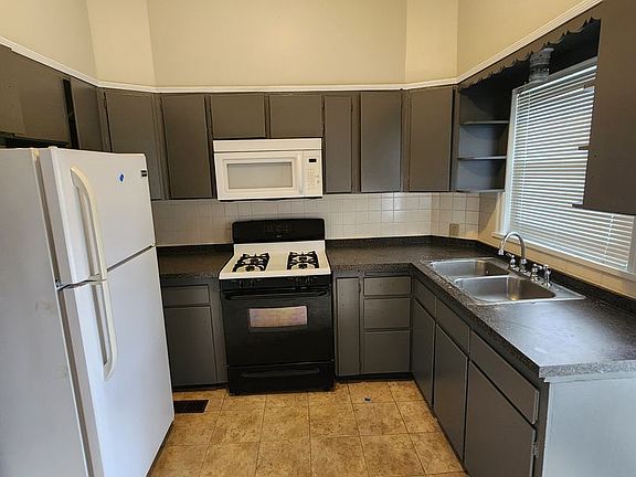 4th image of 2208 N 3rd St APT 1