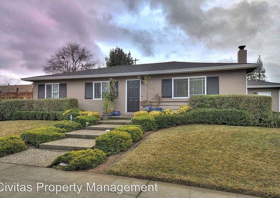 1st image of 1190 Glenblair Way