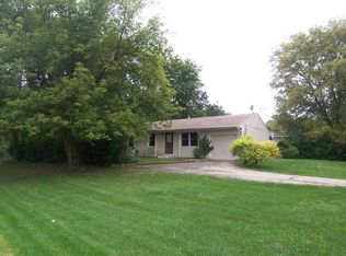 4213 Prairie Ave, McHenry, IL 60050