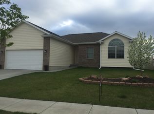 1549 Torreys Dr, Lincoln, NE 68521