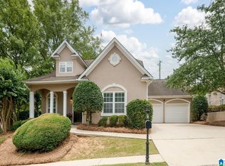 3017 English Oaks Cir, Vestavia, AL 35226