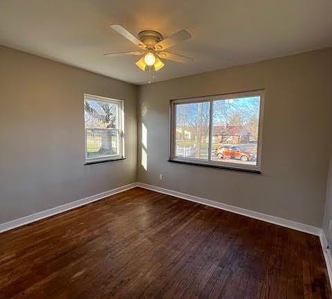 2nd image of 562 East Dr #4