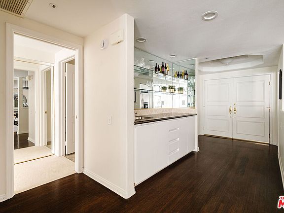 3rd image of 11855 Goshen Ave APT 104