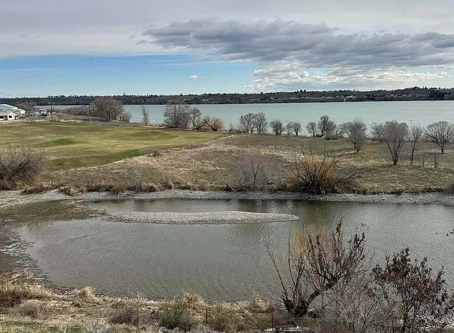 Golfers Dream Condo! Lake Front, Fully Furnished W/Private Pool And Dock Access! Near The Links A... — Photo 1