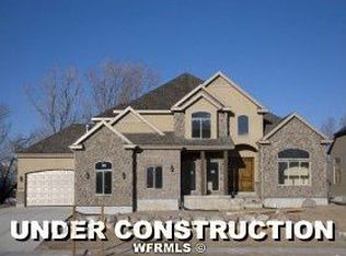 11082 Farnsworth Ln, Sandy, UT 84070