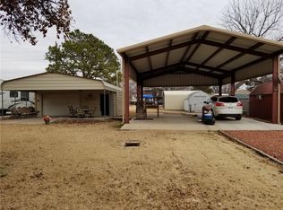 115 N Pioneer St, Fort Cobb, OK 73038