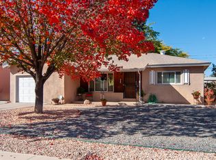 2913 Palomas Dr NE, Albuquerque, NM 87110