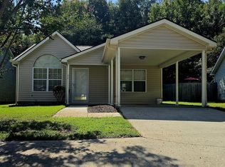 434 Woodland Dr, Warner Robins, GA 31088