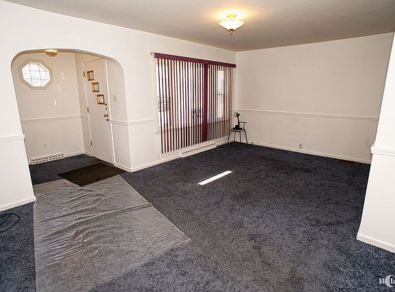 3rd image of 11 S Gretta Ave