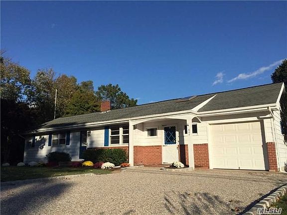 2nd image of 600 Cedar Dr