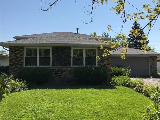 1109 Walter St photo 1