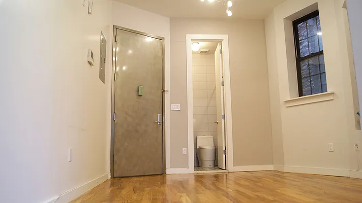 Rented by East Williamsburg Realty Inc | media 54