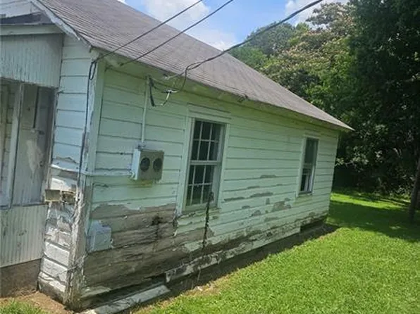 65 Violet Ln, Summerville, GA 30747