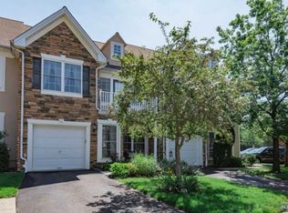 31 Birchwood Ln, North Haledon, NJ 07508