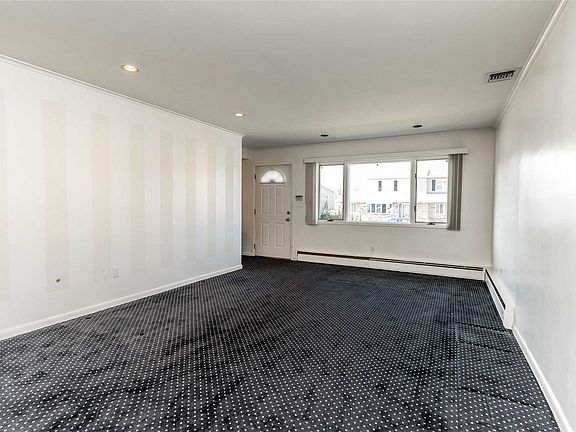3rd image of 2349 Narraganset Ave