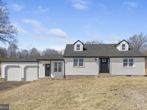 2322 E Rock Rd, Perkasie, PA 18944