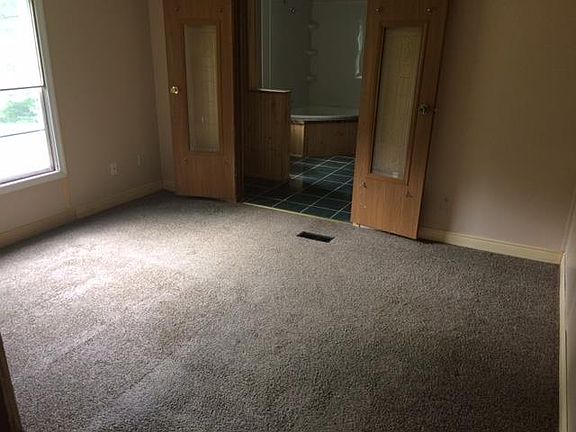 5th image of 1750 Hazelwood Dr