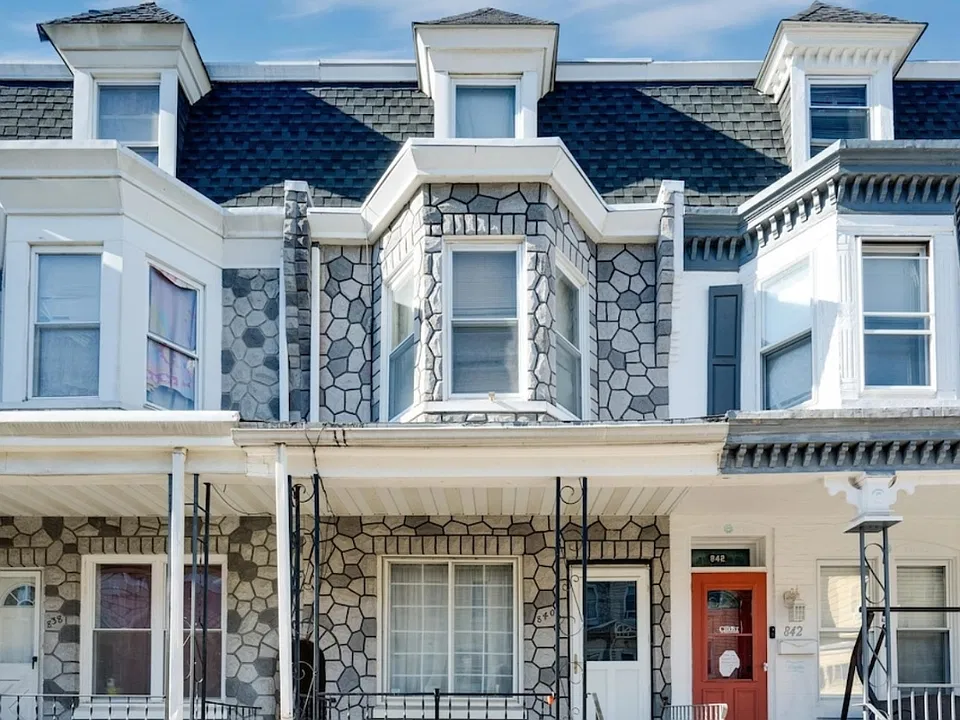 840 Locust St