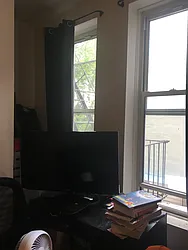 Rented by R New York