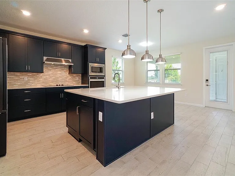 6570 Rover Way — Photo 3