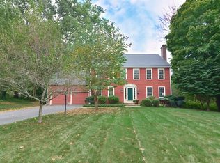 7 Shea Dr, Holliston, MA 01746