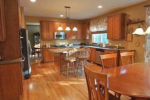 5th image of 7317 Stirlingshire Ct