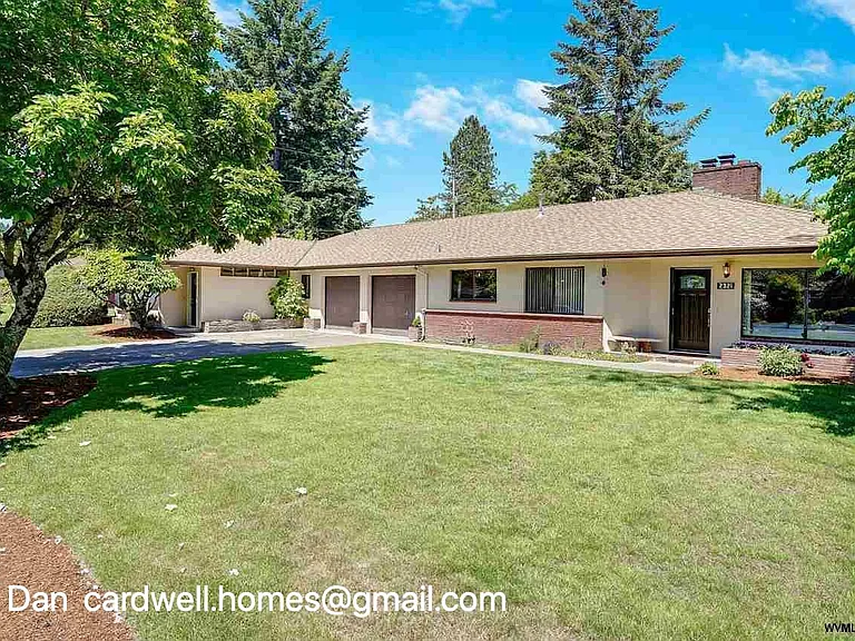 2321 NW Hazel Ave #2321 — Photo 2