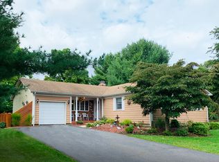 24 Vidoni Dr, Mount Sinai, NY 11766