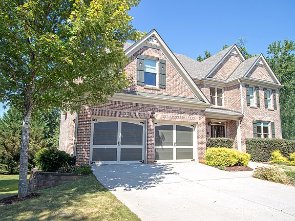 2nd image of 169 Concord Close Cir SE