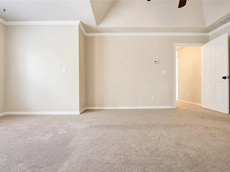 5817 Park Point — Photo 37