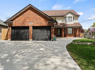 570 Jarvis Ave, Windsor, ON N8P 1C9