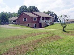 1008 Dawning Rd, Newport, TN 37821