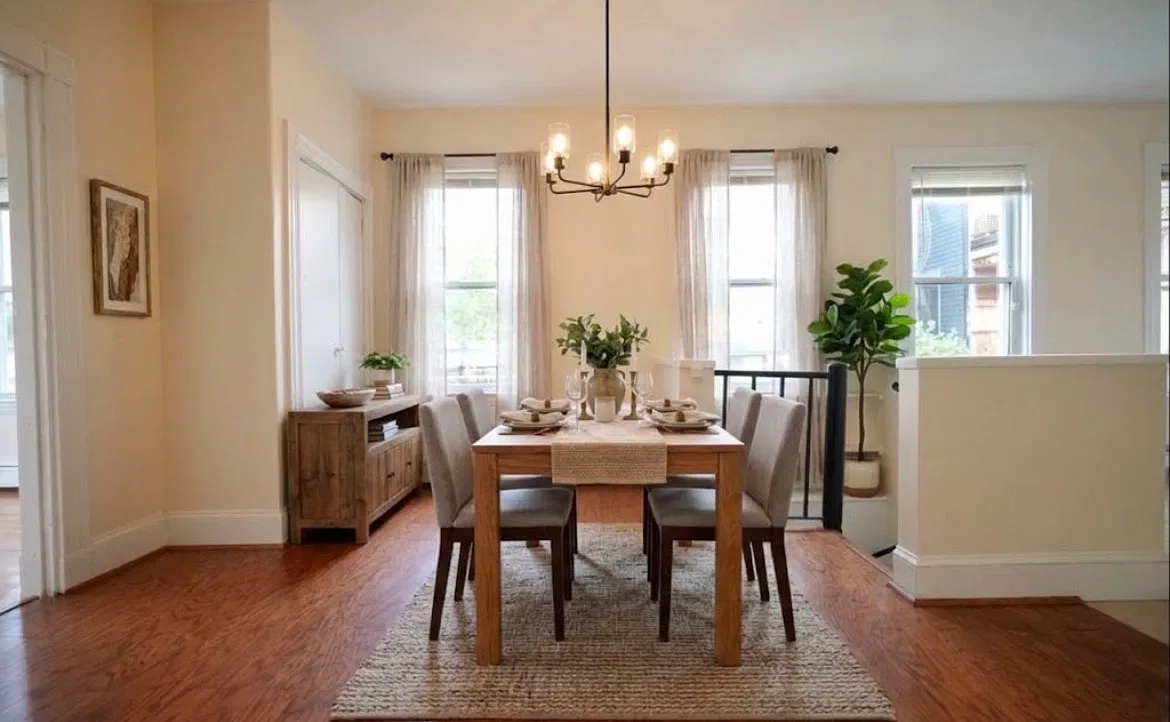 3 bed, 9999 sqft, $3,200 — Photo 1