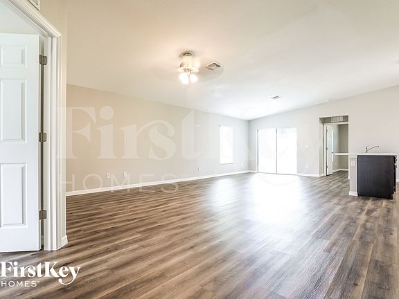 2nd image of 20431 Mount Prospect Ave