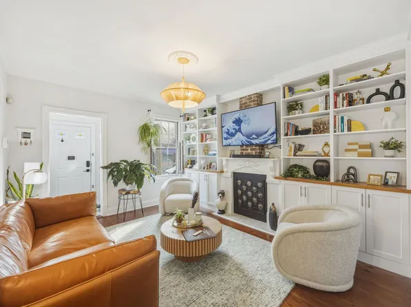 135 Van Horne Street image 3 of 20