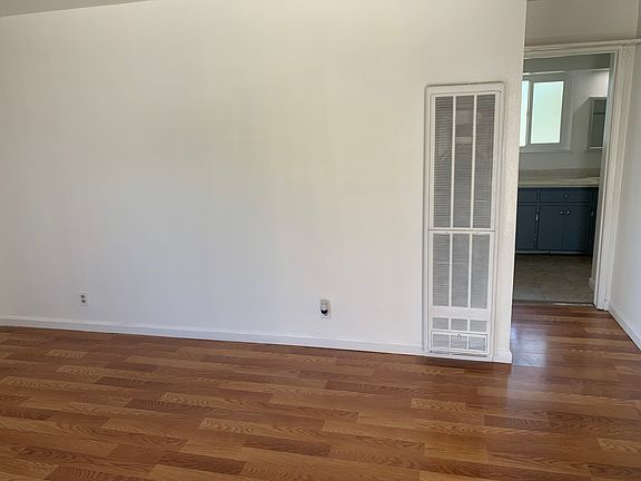 3rd image of 3509 Agate Dr