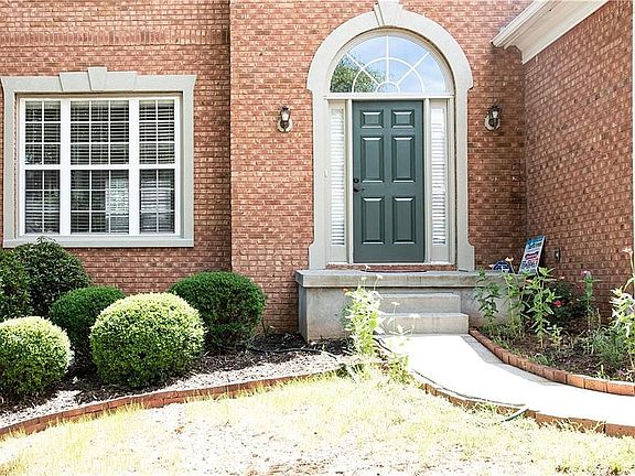 4th image of 921 Bendleton Dr