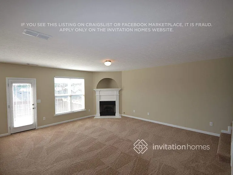 4579 Chafin Point Ct — Photo 2